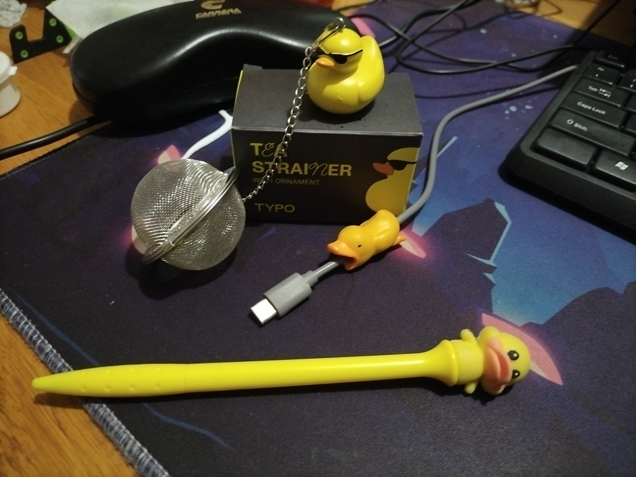 20260909-duck-themed-everyday-items-.png